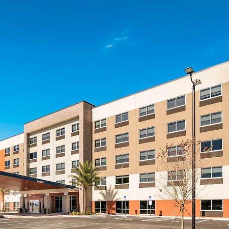 Holiday Inn Express & Suites Jacksonville - Town Center By Ihg Buitenkant foto