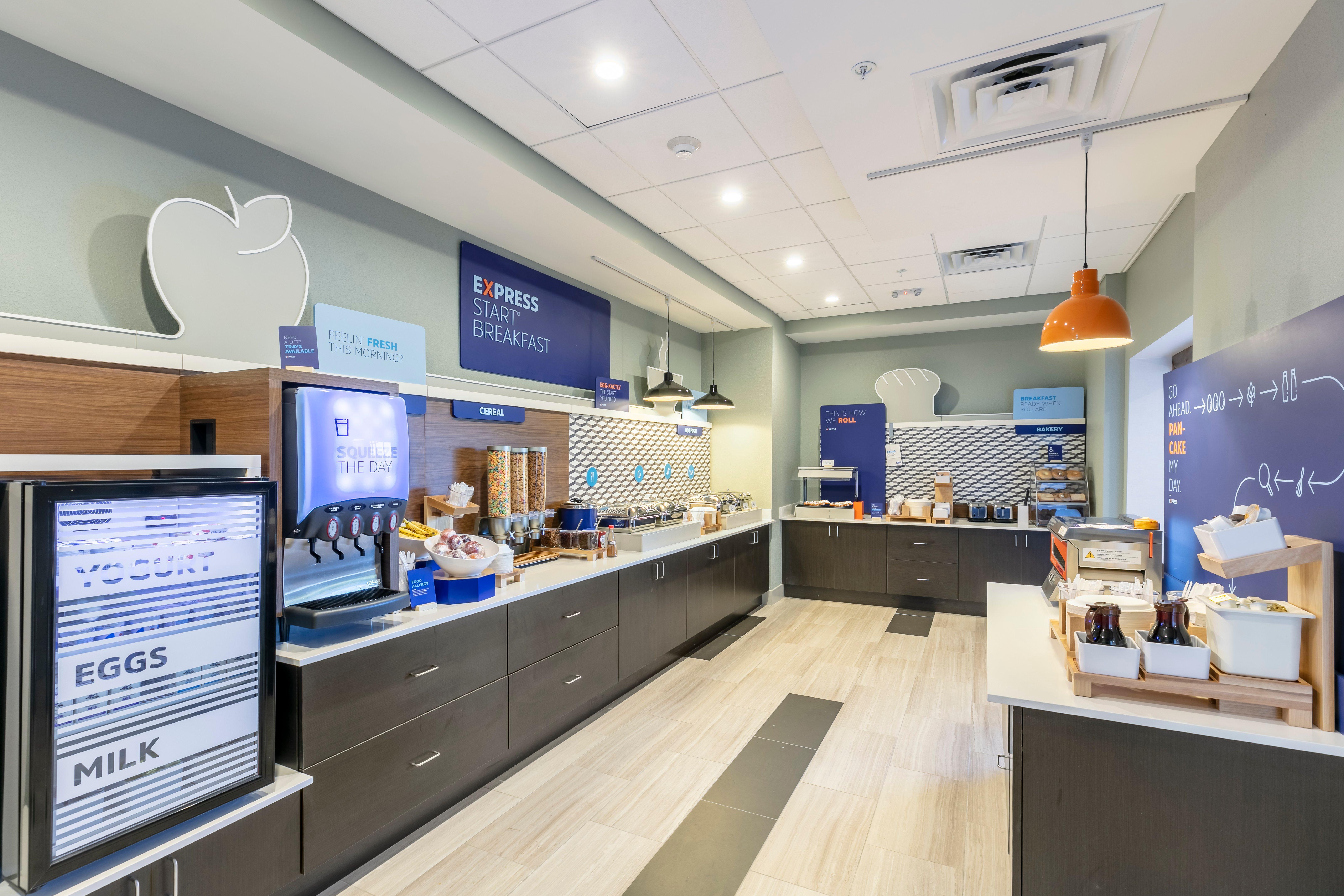 Holiday Inn Express & Suites Jacksonville - Town Center By Ihg Buitenkant foto